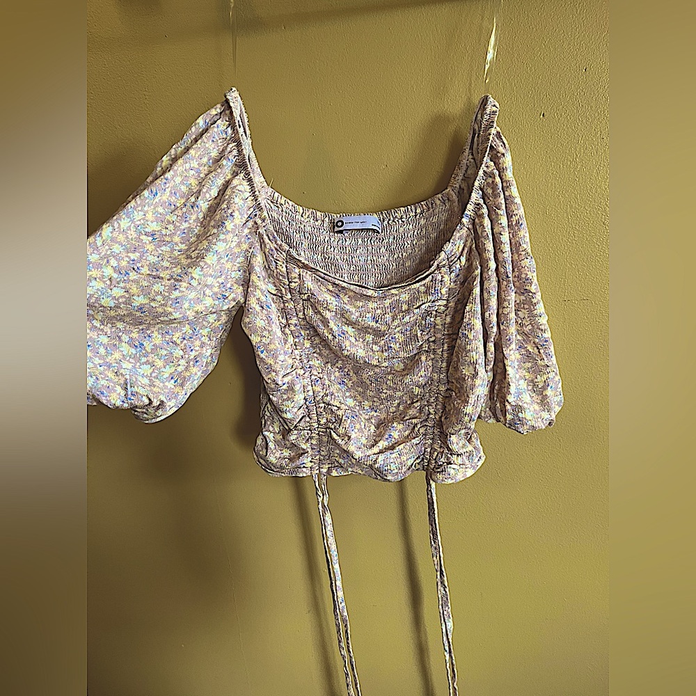 SO Off Shoulder Floral Top